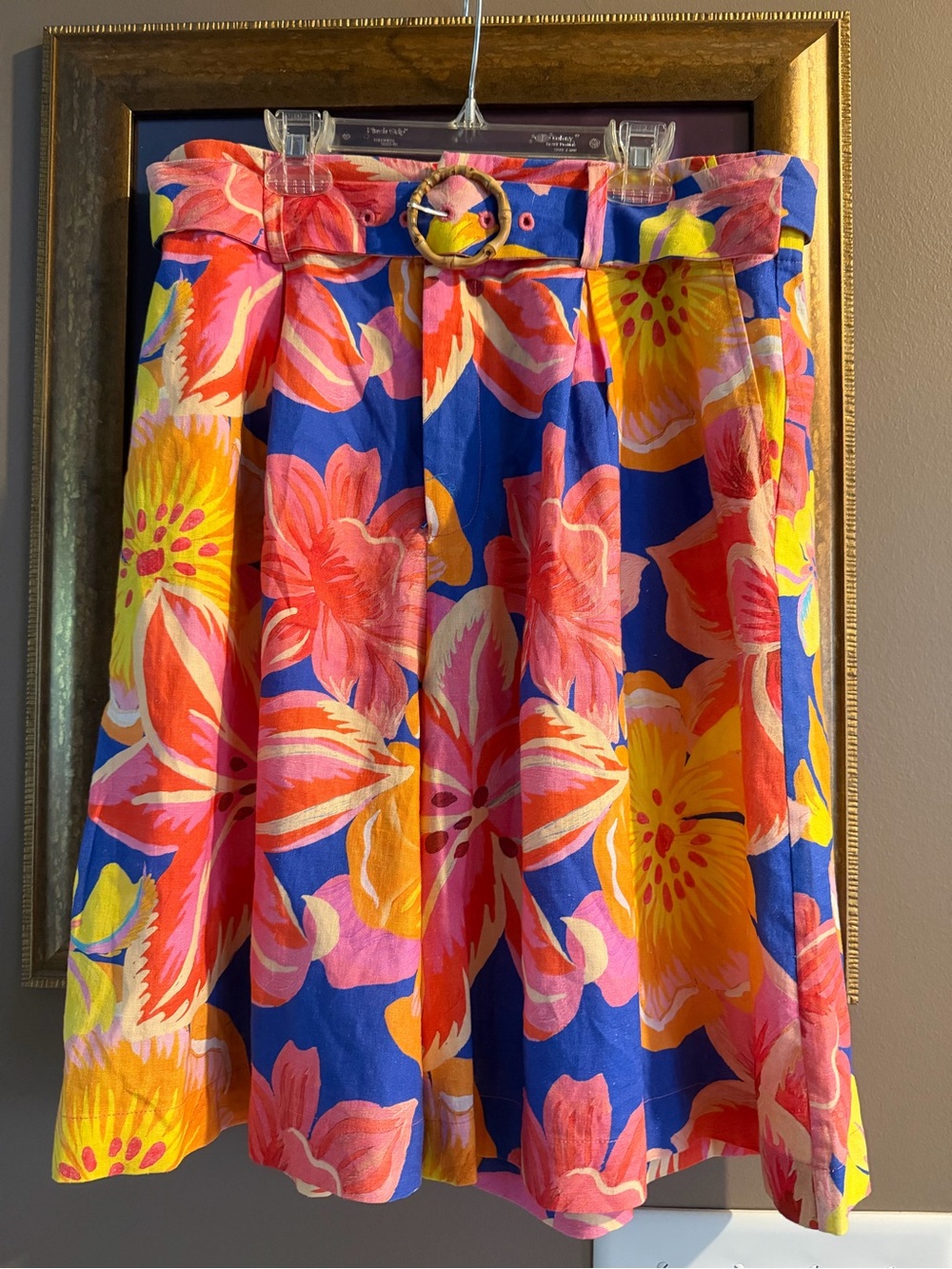 FARM Rio Anthropologie Tropical Floral Belted Pleated Shorts M NWOT